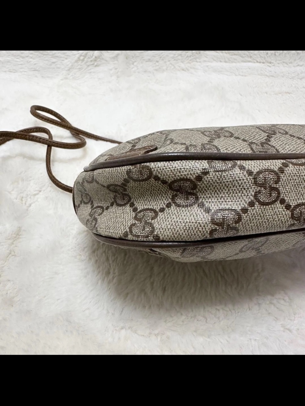 Gucci Beige GG Canvas Crossbody Bag with Brown Leather Trim - Picture 11 of 16